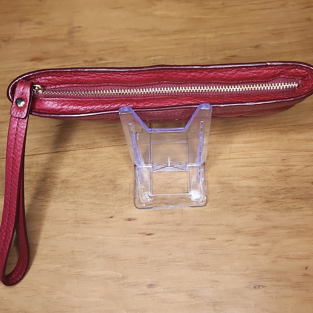 Kate Spade Quilted Red Leather Wristlet with Strap EUC - Picture 4 of 9